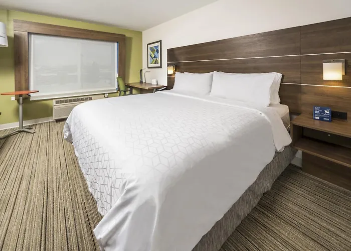 Express Chicago Northwest-vernon Hills By Ihg Hotel